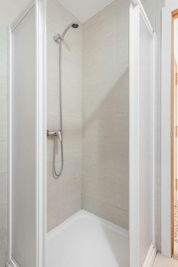 Flateli Rossello Appartement Barcelone